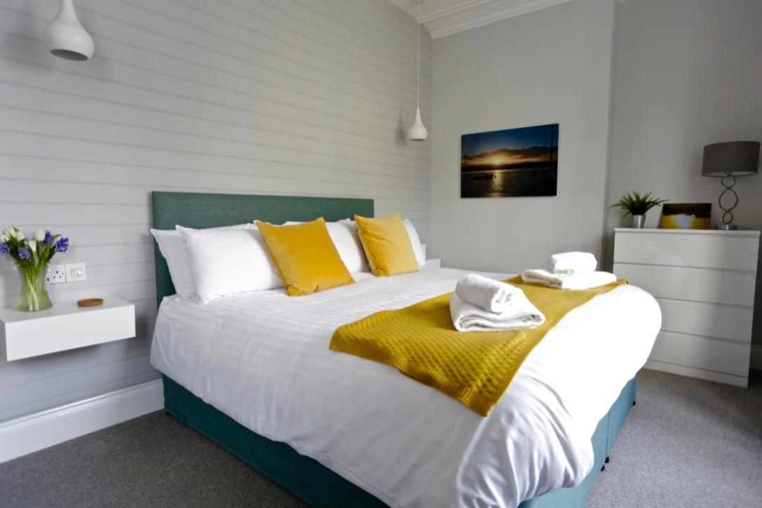 The Dolphin Hotel เอกซ์มัธ ภายนอก รูปภาพ
